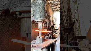 The process of forging steel bars into tongs craft shorts work skills [upl. by Stinson]