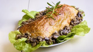 Recette  Filet mignon en croûte aux petits champignons [upl. by Ynamrej566]