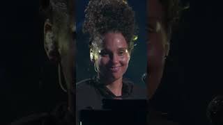 Alicia Keys Fallin Live [upl. by Lihcox551]