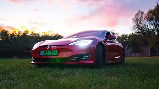 Tesla Model S Long Range TheVR Tech teszt [upl. by Ainesell]