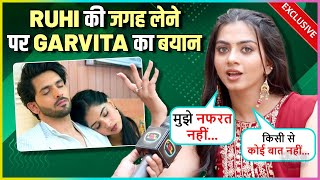 Garvita Sadhwanis Honest Reaction On Replacing Pratiksha Trolling Bond With Samridhi  YRKKH [upl. by Gregorio]