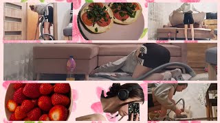 Daily vlog 🍓🧹💦🥰  vacuuming dinner desserts [upl. by Nwatna]