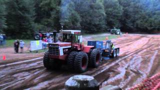 International Harvester 4586 V8 4x4 full pull at Lynden [upl. by Zilla]