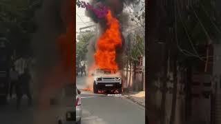 Land Rover Defender Catches Fire in Vadotra Gujarat defender fire shorts landroverdefender [upl. by Airetnuhs]