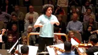 Gustavo Dudamel Orquesta Simón Bolívar Ensayo del Concierto para Orquesta de Bela Bartok [upl. by Eanal957]