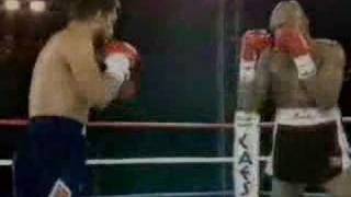 Marvin Hagler vs Roberto Duran Round 1 [upl. by Wengert]