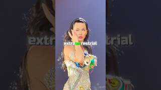 Katy Perry debunks her VIRAL Eye Twitch 😳🤖 [upl. by Ailatan]