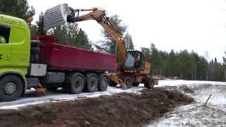 CASE Poclain 1188 ditching with Engcon Tiltrotator [upl. by Ahseinod]