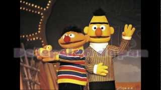 Bert en Ernie  De lepel en de pan [upl. by Noraa]