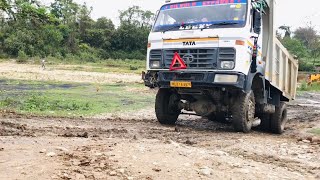 Tata 1618 4x4 tipper pulling 25 ton load in rough road condition  Tata engine ka dam  BsIV power [upl. by Aerbma]