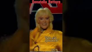 Donatella rettore splendido splendentebravacommentakaraokepinodalex donatella perte [upl. by Leasa]