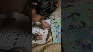 Meri beti music Kitab Mein padhaai 👨‍🏫👩‍🏫👩‍🏫👩‍🏫Sikh rahi hai musicKitabshortvideo [upl. by Karyn]