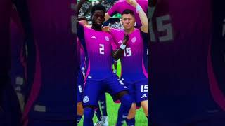 Alphonso davies fc 25 [upl. by Senhauser]