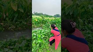 Amazing Woman Hook Fishing In Canal traditionalhookfishing fishingtechniques besthookfishing [upl. by Gilpin799]