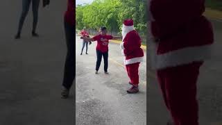 El Santa que nos regaló la Empresa Montilla Motor 😂😂🇩🇴💯 [upl. by Aznaed422]