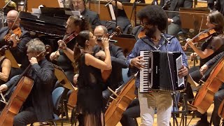 Mariana Aydar Mestrinho e Jazz Sinfônica  Te Faço um Cafuné Encontros Históricos [upl. by Elyn]