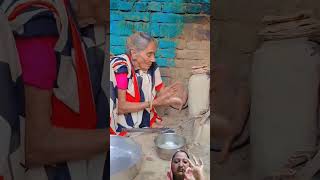 dadi man ko support kijiye doston please dekhiae kaise khana banaa song short video [upl. by Maurits]