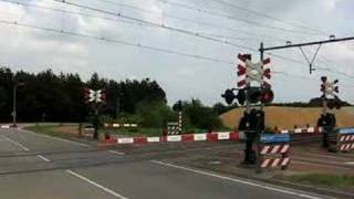 Railroad Crossing NewtonwegRoadBlerickDutch 2 [upl. by Hollerman]