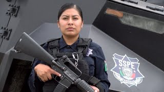 Mexicana indígena hace historia en las filas de la Policía de Chihuahua [upl. by Ahsienor104]