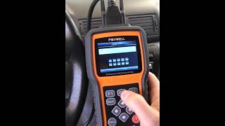 Foxwell NT500 service light reset [upl. by Erehpotsirhc]