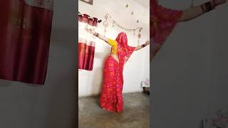 लाल शूट💃 में लगे पटाखा साड़ी 🥻में छोरी 💥💥dance shortsdance [upl. by Kyne363]