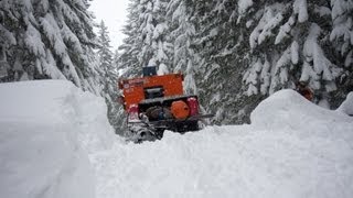 Deep Snow Powder Adventure with a Thiokol Imp snowcat ратрак [upl. by Edas]