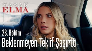 Halit Yıldızın gönlünü almaya çalışıyor  Yasak Elma 28 Bölüm [upl. by Orvie]