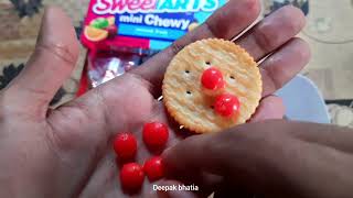 Ritz SweeTarts Mini Chewy Cherry Flavour Sandwich Crackers [upl. by Nathanoj]