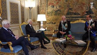 Carabinieri Mattarella riceve i generali Luzi e Luongo [upl. by Willa]