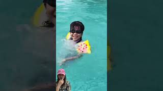 MAIN DI KOLAM RENANG TEPI PANTAI ⁉️SERUAN MANA YA 😱😍shorts funny dubbing [upl. by Scheck490]