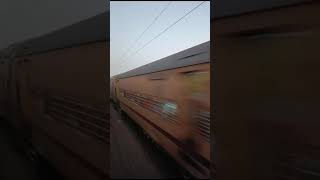 Lucknow junction ner to meerut City junction Raja rani express 22453 train [upl. by Mignonne]