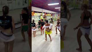 Matatini Mou at Aratoa Dance School in Tahiti Shaking her HIPS dance shorts [upl. by Mathi311]