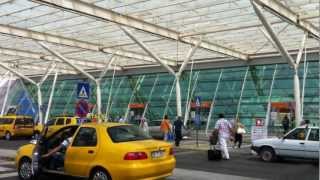 Izmir Adnan Menderes Airport  360 Grad View vor dem Haupteingang der Abflugshalle HD [upl. by Wendt]