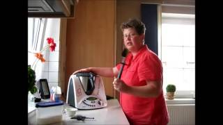 Thermomix TM 31 super fluffiges Erdbeer  Soft  Eis [upl. by Adlay]