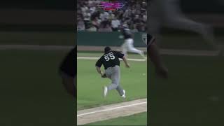 TOQUE DE PELOTA Y EL TERCERA BASE HACE UNA BUENA JUGADA Y SACAN AL JUGADOR😎💪 baseball [upl. by Alexandrina]