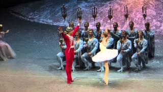 Nikolai Tsiskaridze  Anzhelina Vorontsova  The Nutcracker  BT [upl. by Vatsug]