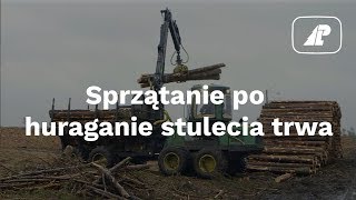 Sprzątanie po huraganie stulecia trwa [upl. by Aerdnaz]