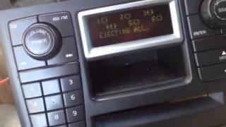 Volvo xc90 6 cd changer testing [upl. by Haleelahk]