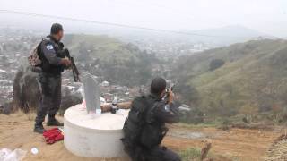 operação na favela do Sapo em Camará com intenso tiroeio [upl. by Woolcott]