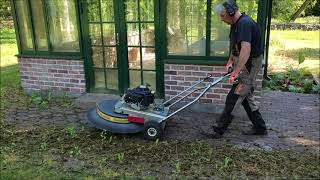 WR 870 Honda on bricks cleaning around greenhouse [upl. by Narok]