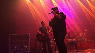 Luke Combs  Dive Atlanta 113017 [upl. by Ticon]