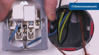 Merten combinatie schakelaarWCD in een serieschakeling aansluiten  Elektrototaalmarktnl [upl. by Anaek911]