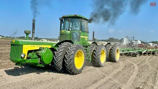 JOHN DEERE 830 Special Tractor [upl. by Wesle]