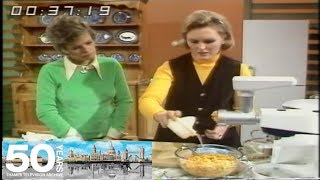 Mary Berry  How to make homemade Marmalade  Good Afternoon  1974 [upl. by Nishi]