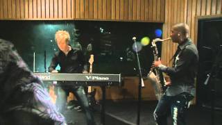 Brian Culbertson  Hollywood Swinging Do You Really Love Me live 2009 HD [upl. by Ilse]