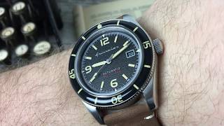 Spinnaker Fleuss SP5055  Blancpain Fifty Fathoms Hommage [upl. by Ainedrag]