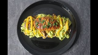 RECETTE  Blanc de poulet accompagnéde Tagliatelle au basilic [upl. by Amsirahc]