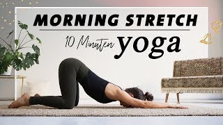 Yoga Morgenroutine für Anfänger  Den ganzen Körper Dehnen amp Mobilisieren  10 Minuten [upl. by Ozne546]