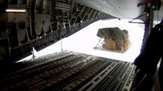 C17 Globemaster III Air Drop 105mm Howitzer [upl. by Pruter919]