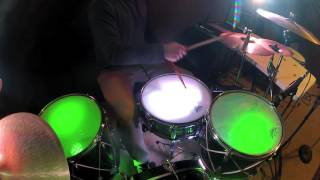 Remo Ambassador vs Ambassador X Snare Showcase [upl. by Dlorej906]